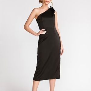 Off the Shoulder Satin Midi Dress w/Bow